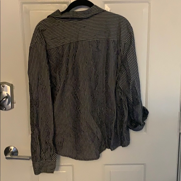 Boyfriend style button-up - Picture 2 of 2